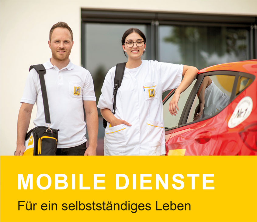 Am Foto sind ein männlicher Pfleger und eine weibliche Pflegerin mit Pflegetasche und Auto zu sehen.