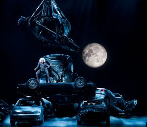 Am Foto ist eine Szene der Oper A Midsummer Night´s Dream zu sehen.