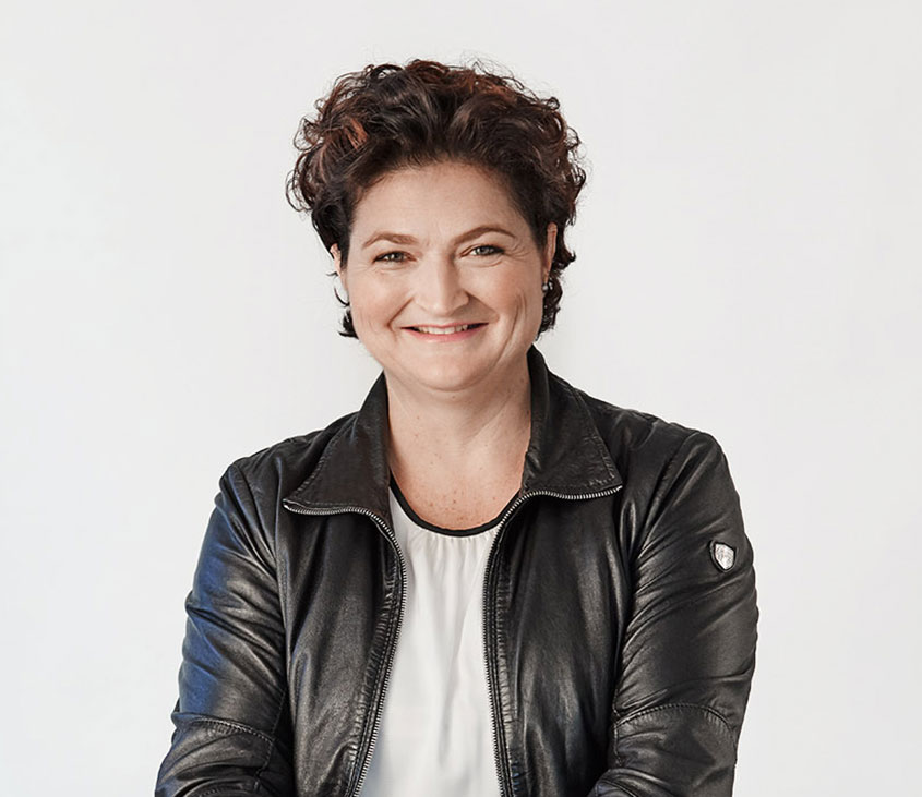 Am Foto ist Julia Fandler zu sehen.