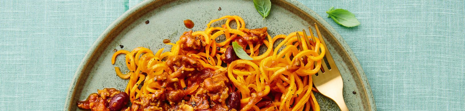 Am Foto ist ein Teil des Rezeptbildes der Möhren-Spaghetti zu sehen.
